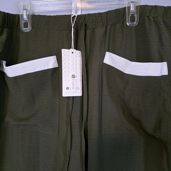 NWT Evaless Wide-Legged, High-Waisted Casual Pants - Picture 6 of 6